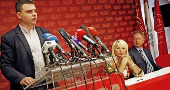 U Ustavu BiH nigdje se ne spominje da takozvani pobjednici među narodima moraju formirati vlast