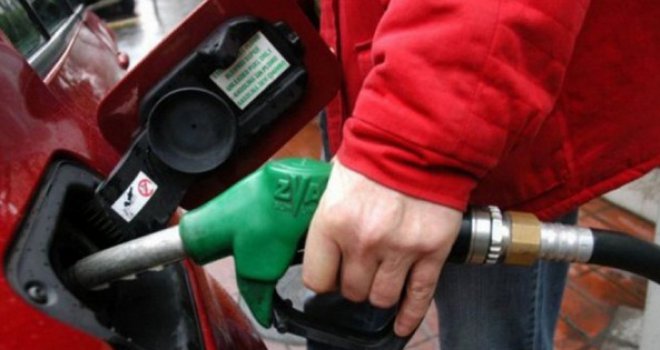Gorivo u siromašnoj BiH skuplje nego u najbogatijoj zemlji Evropske unije!