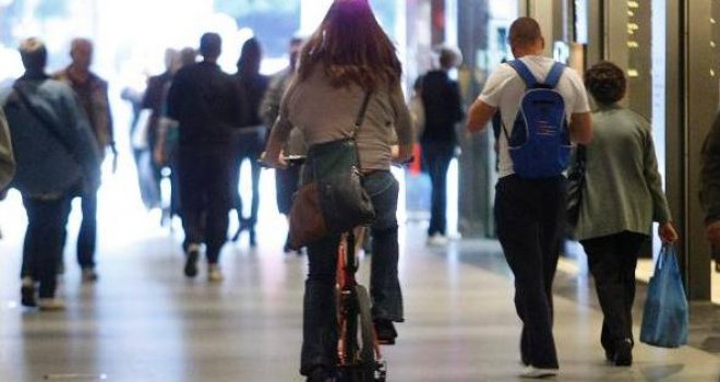 Boris Johnson: Nakon izlaska iz EU-a kontrolirat ćemo useljavanje u zemlju