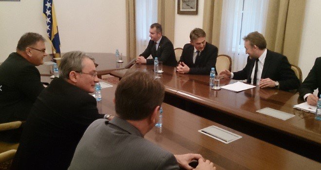 Hoćemo li u nedjelju dobiti Vijeće ministara: Sporno jedno ministarsko i jedno mjesto zamjenika