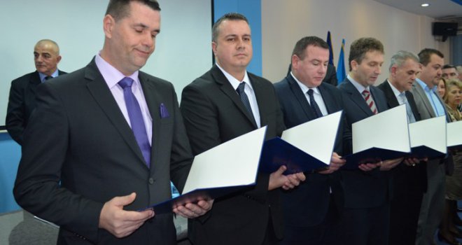 Imenovana Vlada Tuzlanskog kantona: Ovo su novi ministri!