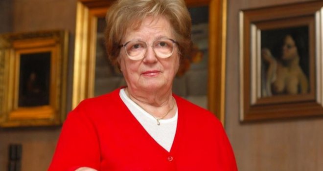 Kad su od mog supruga tražili da ukloni Tita, rekao je: Neka ostane!