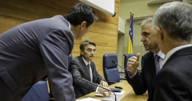 Vratiti Sutorinu u BiH: Hoće li BiH 'otimati' od Crne Gore komad mora?