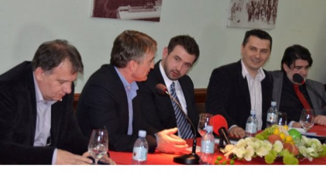 Ujedinjena ljevica: Šta su pitali građani, a šta odgovorili Komšić, Nikšić i Gratz