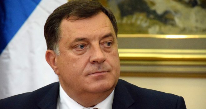 Dodik: NATO 'brljotine' me ne zanimaju, prvo su nas zasuli uranijom, a sada bi da...
