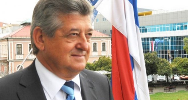 Steže se obruč oko Dodika: Formira se vlada za spas RS-a, novi premijer gradonačelnik Bijeljine Mićo Mićić?!