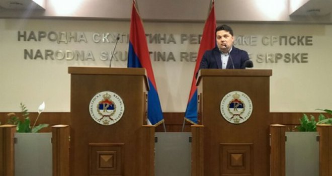 Stevandić podnio ostavku u SDS-u: Stranka nema mandat da prenosi nadležnosti s RS-a na BiH