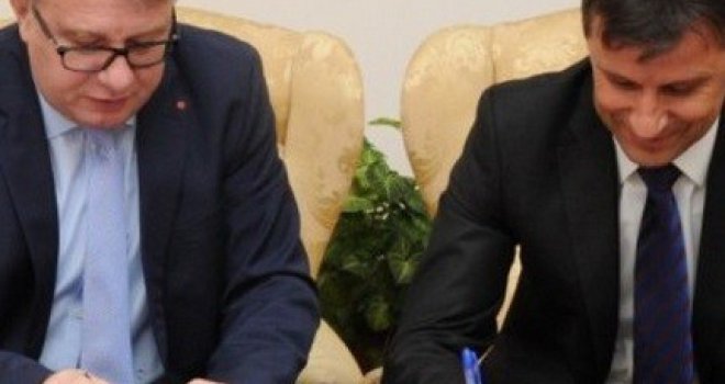 Nikšić Novaliću: Energetski sektor ne smije se dovoditi u pitanje ni zbog HDZ-a ni bilo  koje druge stranke!