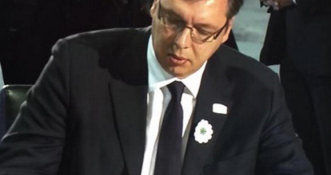 Vučić: Ćamile, Srbija će u ponedjeljak uplatiti 4 miliona KM na račun Srebrenice