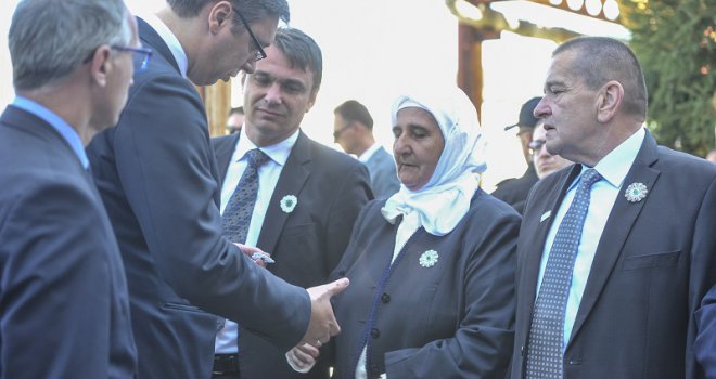 Vučić: Srbija osuđuje zločin, ruka pomirenja ostaje pružena jer  želimo zajednički život s Bošnjacima