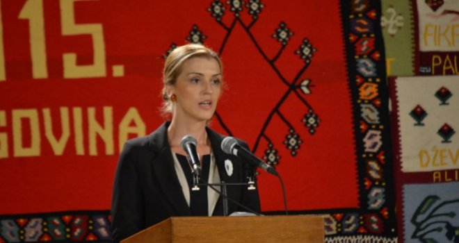 Govor Advije Ibrahimović koji je rasplakao britansku princezu Annu