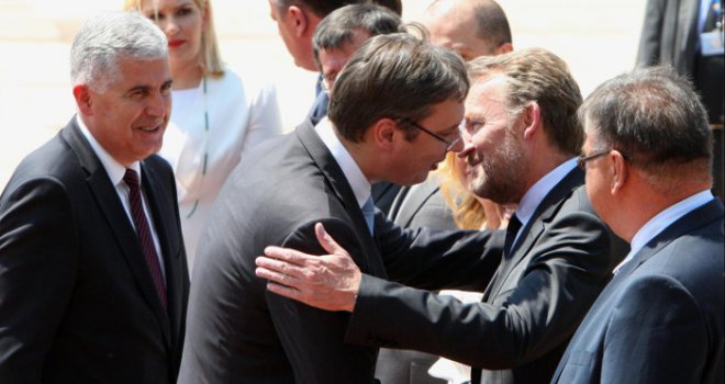 Izetbegović se danas u Mostaru sastaje sa srbijanskim premijerom Aleksandrom Vučićem