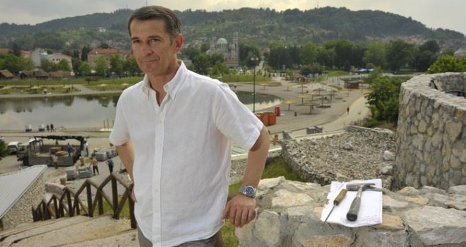 Bitka za Tuzlu: Čak osam kandidata u trci za gradonačelnika, a oni su...