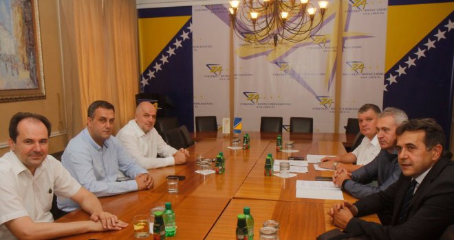 Finiš pregovora: SDA i SBiH danas o pozicijama