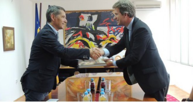 Britanski ambasador oduševljen slanim jezerima u Tuzli