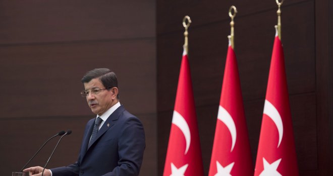 Davutoglu: Nisam ja izdao naređenje da se obori ruski avion