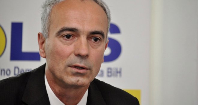 Husarić: Podržavamo odluku o prodaji državnih preduzeća, država ne može kvalitetno upravljati firmama