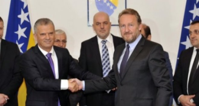 SDA, SBB i HDZ BiH najpopularnije stranke u Federaciji BiH