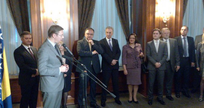 Vučić: Srbi, Hrvati i Bošnjaci što prije treba da shvate da moraju da žive zajedno