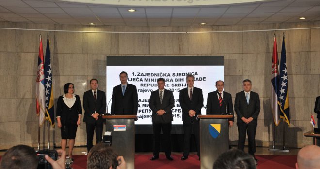 Vijeće ministara BiH i Vlada Srbije potpisali više protokola i sporazuma: Evo šta su dogovorili