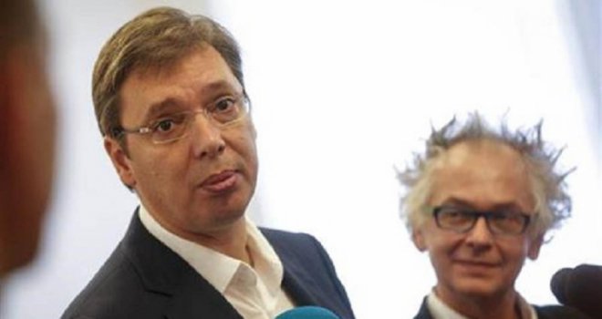 Vučić se javno izderao na svog ministra: Opet si podmetnuo moja leđa!