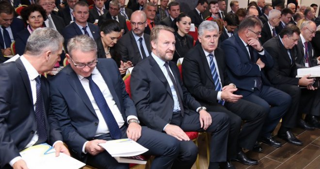 Čović, Izetbegović i Radončić: Rekonstrukcija državne vlasti za desetak dana