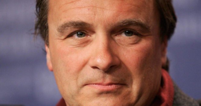 Bivši agent Baer: Morali smo širiti paniku među političarima u BiH. CIA je plaćala i Izetbegovića, Tuđmana, a i Karadžića...