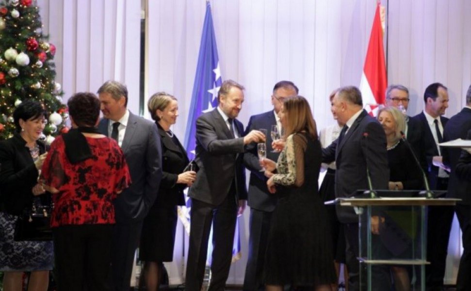bozicni-prijem-izetbegovic-ivanic-2