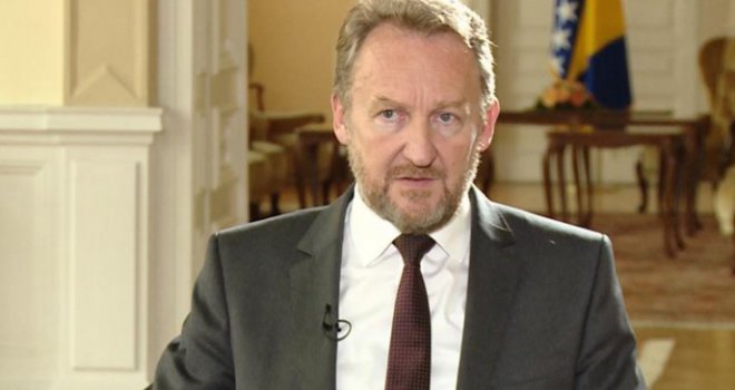 Izetbegović danas na Kazanima, iz RS-a poručuju: Bolje neka završi ekshumaciju svih srpskih žrtava, ovo je farsa!