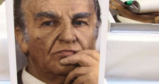 U sarajevskoj Vijećnici promovirana knjiga 'Mislilac i državnik Alija Izetbegović'