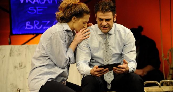 Premijerno izvedena predstava 'Kad bi naglas govorili' reditelja Srđana Vuletića