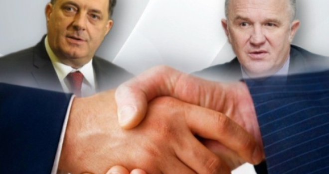 Historijski dan u RS-u: Pomirili se Dodik i Čavić!