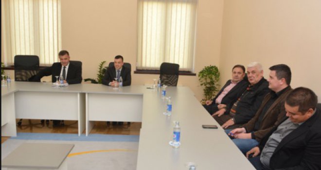 Šunje: HDZ u Vijeće želi ugurati i 'svoje' Srbe, pa bi tako postigli čak i dvotrećinsku većinu u Mostaru