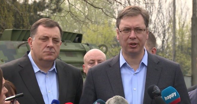 Vučić se ne želi miješati u unutrašnje stavri RS-a po pitanju referenduma
