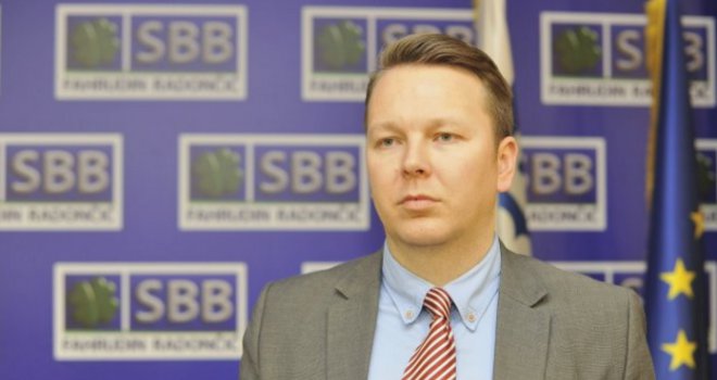 Omer Čevra tvrdi: Koja socijaldemokratija? Koja ljevica? To u BiH ne postoji!