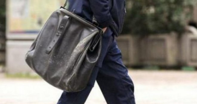 Dobre vijesti za penzionere: Počela isplata penzija za januar