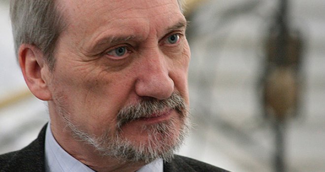 Antoni Macierewicz: Rusija će napasti NATO, sistematske pripreme su u toku