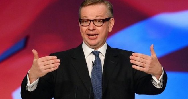 Britanski ministar pravde šokirao javnost: Dolaze Albanci, Turci, Crnogorci...znači vrijeme je da mi odemo!