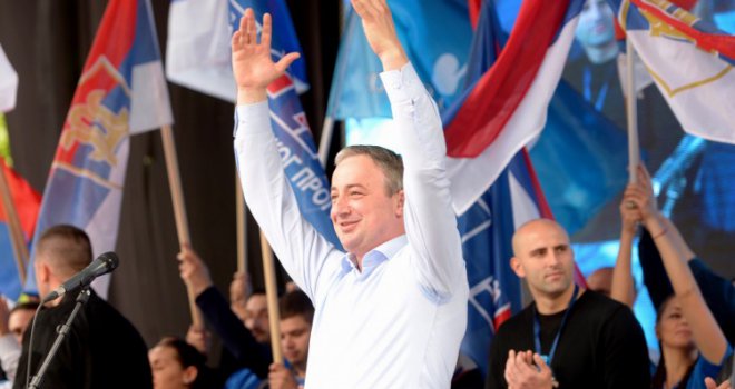 Završen protest opozicije: Poručili da će na izborima strušiti vlast RS