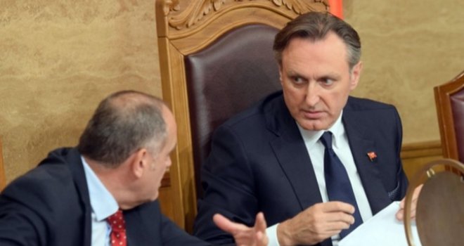 Crna Gora: Smijenjen Krivokapić, izabrani novi ministri