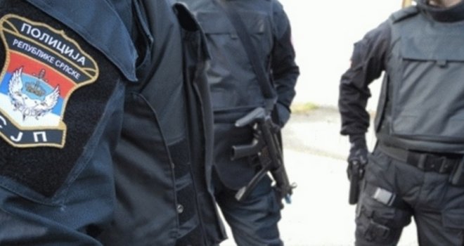 Policija RS u selu Luke blizu Srebrenice: Ima ih od 40 do 150 osoba. Niko ne može prići tom dijelu, mještani su u strahu...