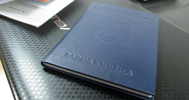 Izdate upute: Evo šta morate uraditi s radnom knjižicom nakon 30. juna