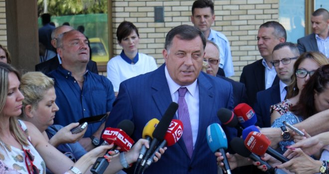 Dodik: Nećemo priznati genocid - on se nije ni desio