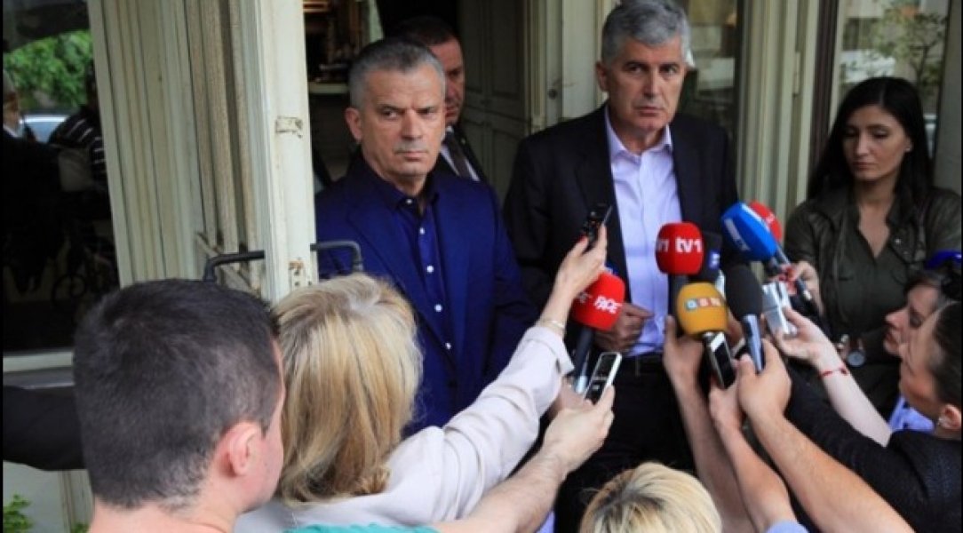 radoncic-covic-kafana