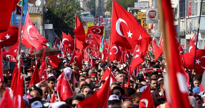 Miting za demokratiju i šehide: Na Erdoganov poziv milioni Turaka na ulicama