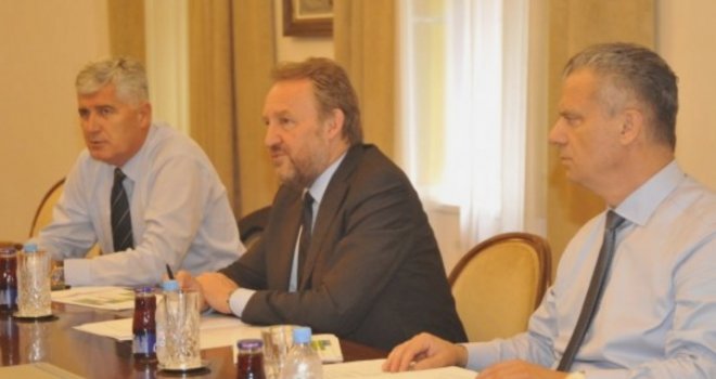 Održan sastanak lidera: Vrlo brzo ćemo imati jasnu strategiju u vezi Koridora Vc i brzih cesta