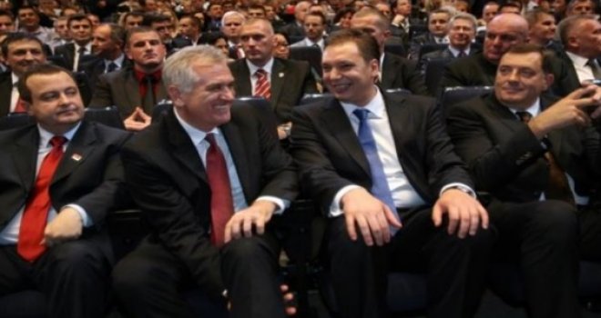 AP: Najžešća razmjena riječi na Balkanu od rata 1990.