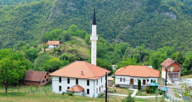 Zašto su Bošnjaci u Žepi najviše glasova dali Dodikovom SNSD-u?: Dosta nas je Sarajevo šamaralo...