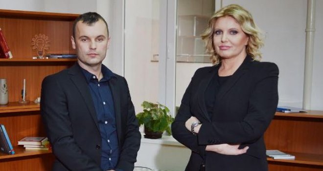 Mladen Grujičić otvoreno pred kamerama: Zašto sam se slikao sa kokardom, a nakon presude Karadžiću zapisao...?   