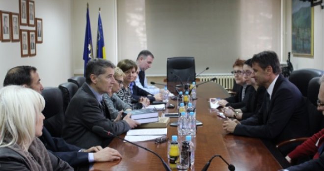 Imamović i Novalić razgovarali o aktuelnim otvorenim pitanjima